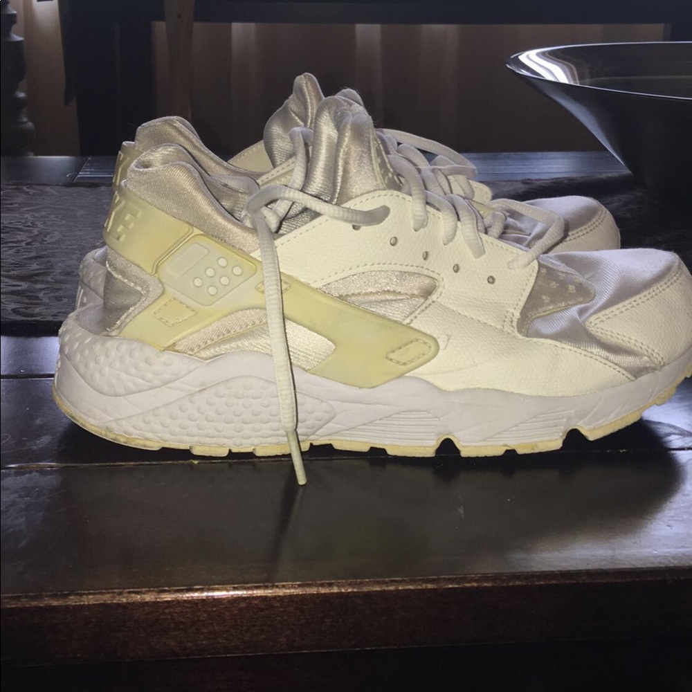 White Huarache